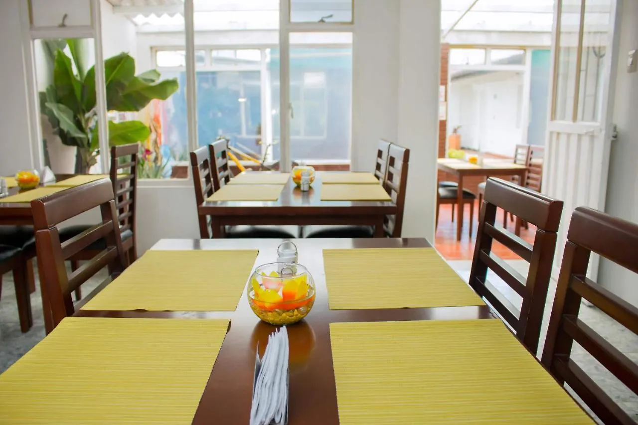 Hotel Normandia Gold بوغوتا